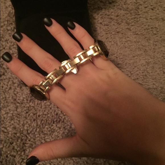 Watch - Picture 3 of 3